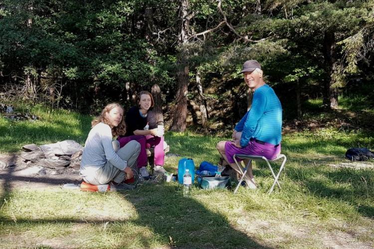 Petit déjeuneur au camping sauvage