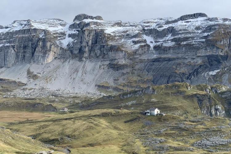 Vue vers l'est depuis Glattalp